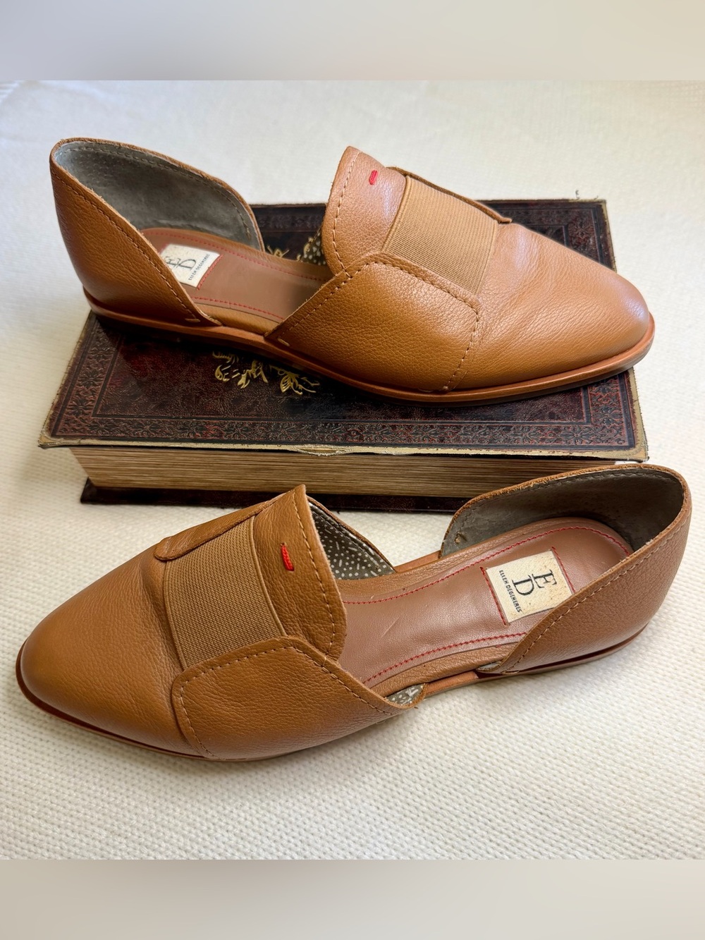 Ellen Degeneres Kizi Pointed-Toe D'Orsay Brown Leather Flats Size 6M